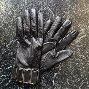 Black leather Michael Kors gloves with buckles